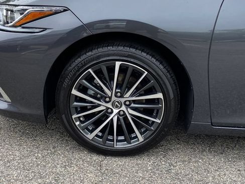 Certified 2025 Lexus ES 350 w/ Premium Package FWD image 11