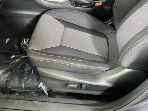 Used 2023 Subaru Crosstrek 2.0i Premium AWD/4WD image 18