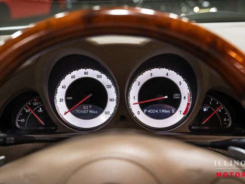 Used 2009 Mercedes-Benz SL 550 image 21