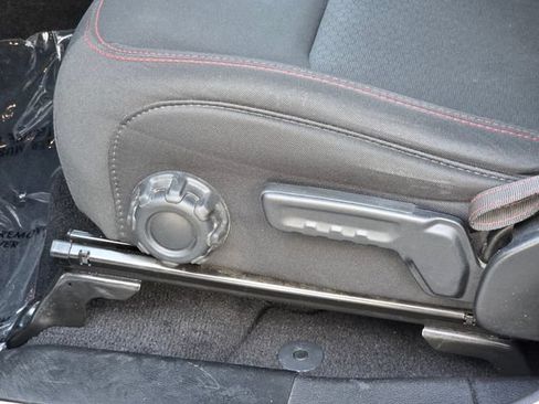 Used 2021 Jeep Gladiator Rubicon AWD/4WD image 15