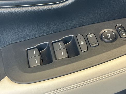 New 2026 Honda HR-V LX image 11