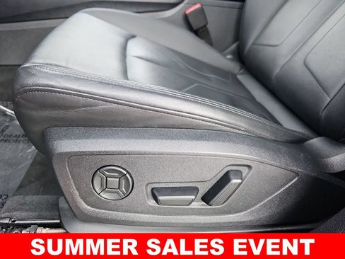 Used 2025 Audi Q3 2.0T Premium AWD/4WD image 28