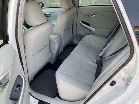 Used 2015 Toyota Prius Three FWD image 30
