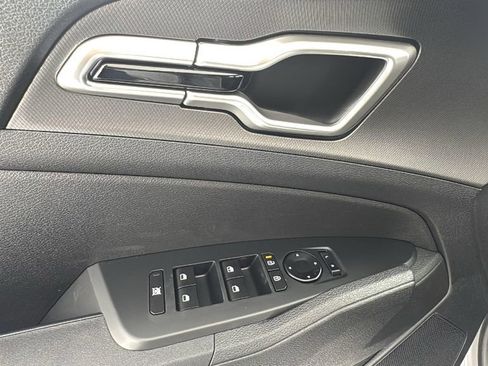 New 2026 Kia Sportage S image 19