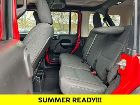 Used 2024 Jeep Wrangler Unlimited Rubicon AWD/4WD image 10