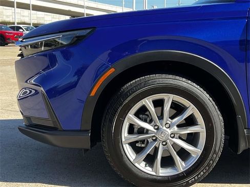 Certified 2025 Honda CR-V EX image 5