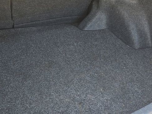 Used 2016 Toyota Corolla L image 10