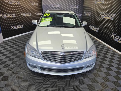 Used 2009 Mercedes-Benz C 300 4MATIC Sedan image 5