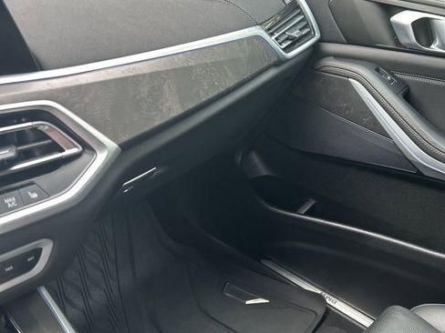 Used 2023 BMW X5 xDrive40i w/ Premium Package image 19