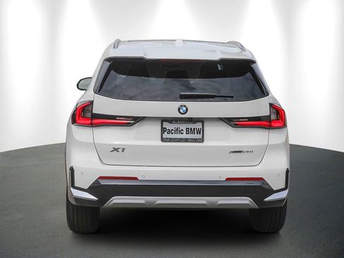 New 2026 BMW X1 xDrive28i w/ Technology Package AWD/4WD image 5