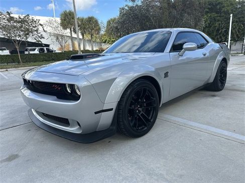 Used 2023 Dodge Challenger R/T Scat Pack image 19