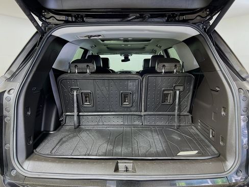 Used 2021 Chevrolet Traverse Premier w/ Redline Edition AWD/4WD image 19