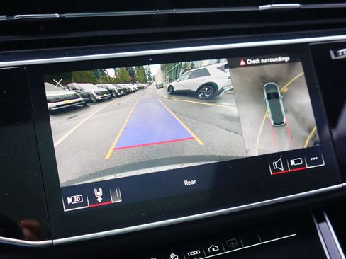 Used 2021 Audi Q7 2.0T Premium Plus w/ Executive Package image 28