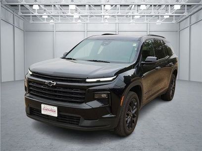 Used 2024 Chevrolet Traverse LT w/ Midnight/Sport Edition