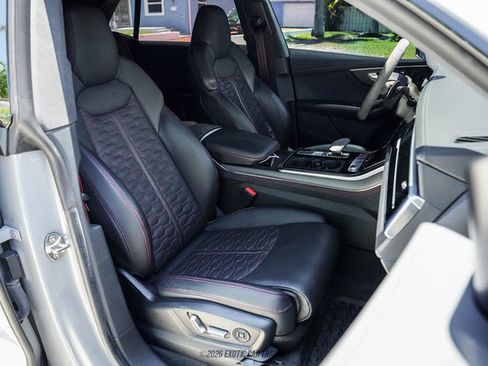Used 2024 Audi RS Q8 AWD/4WD image 39