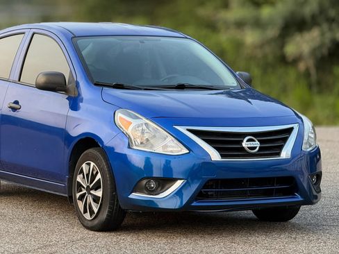 Used 2015 Nissan Versa S Plus FWD image 15