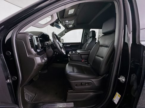 Used 2025 GMC Sierra 1500 SLT RWD image 13