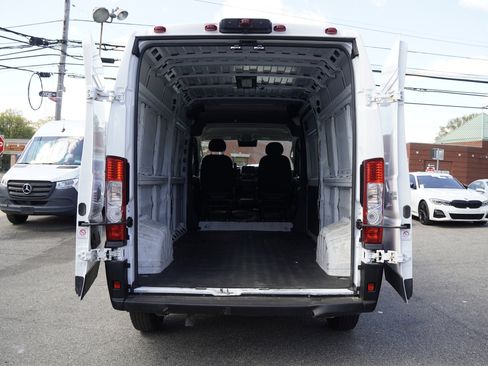 Used 2023 RAM ProMaster 2500 FWD image 10