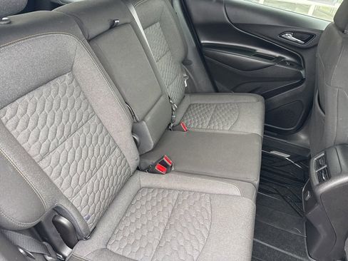Used 2018 Chevrolet Equinox LT image 35