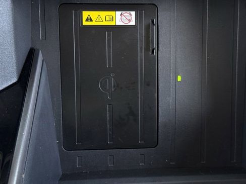 Used 2024 Toyota Tundra Limited w/ Power Package image 25