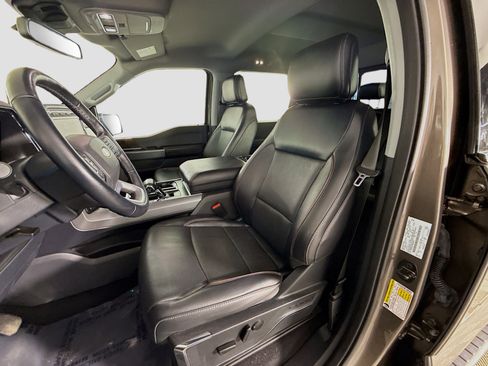 Used 2023 Ford F150 Lariat image 22