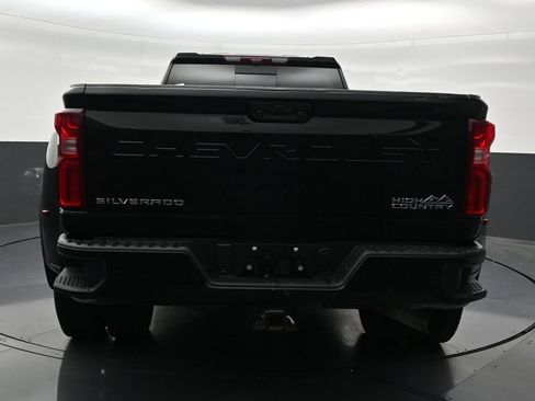 Used 2026 Chevrolet Silverado 3500 High Country w/ High Country Premium Package AWD/4WD image 4