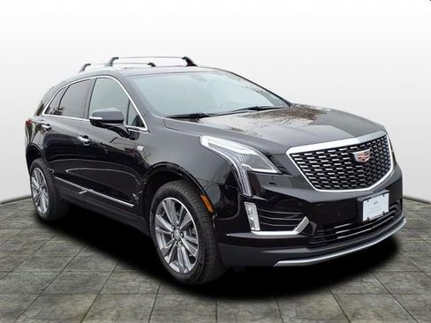 Certified 2025 Cadillac XT5 Premium Luxury image 7