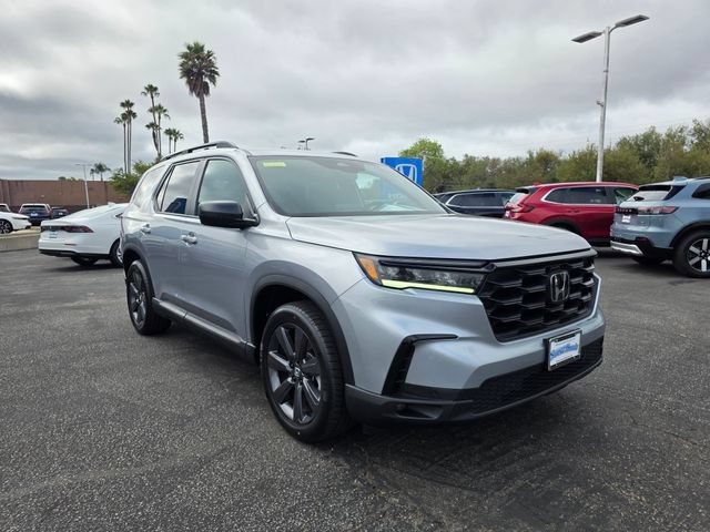 Certified 2023 Honda Pilot Sport image 5