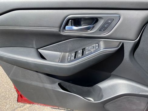 New 2026 Nissan Rogue Platinum w/ Platinum Premium Package image 13