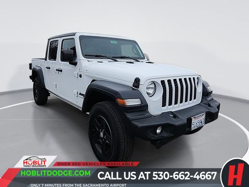Used 2020 Jeep Gladiator Sport w/ Quick Order Package 24S image 1