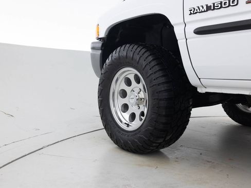 Used 2000 Dodge Ram 1500 Truck 2WD Quad Cab image 17