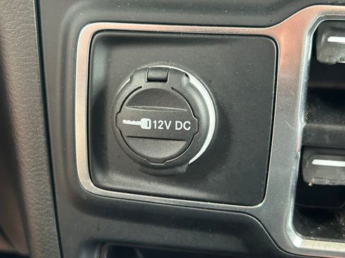 Used 2022 Jeep Gladiator Sport AWD/4WD image 24