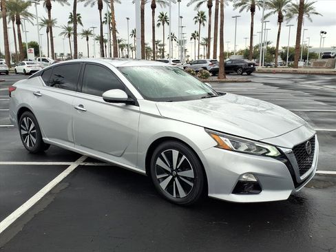 Used 2020 Nissan Altima 2.5 SL image 5