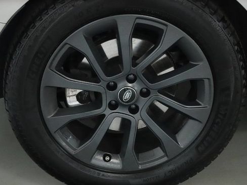 Certified 2024 Land Rover Range Rover Sport SE AWD/4WD image 38