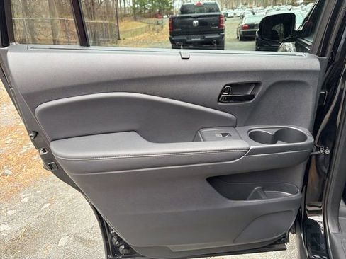 Used 2023 Honda Passport Elite image 16