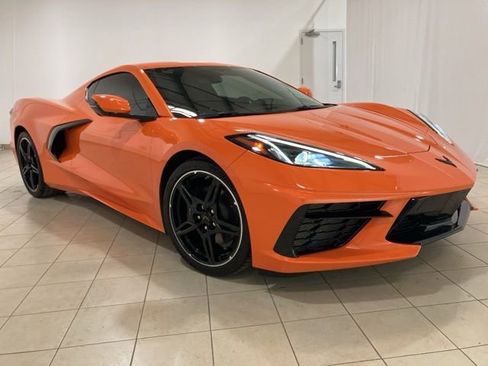 Used 2022 Chevrolet Corvette Stingray Coupe w/ 1LT image 7