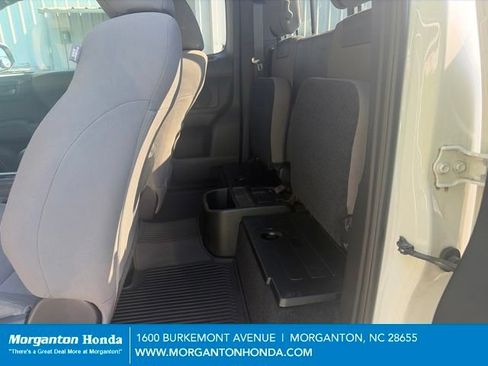 Used 2020 Toyota Tacoma SR w/ SR Convenience Package RWD image 23