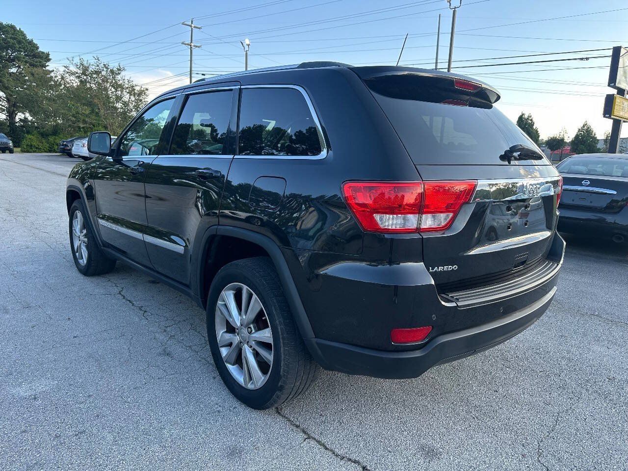 Used 2013 Jeep Grand Cherokee Laredo RWD image 8