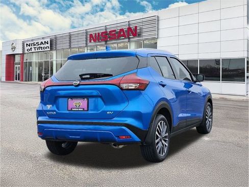 Certified 2024 Nissan Kicks SV image 7