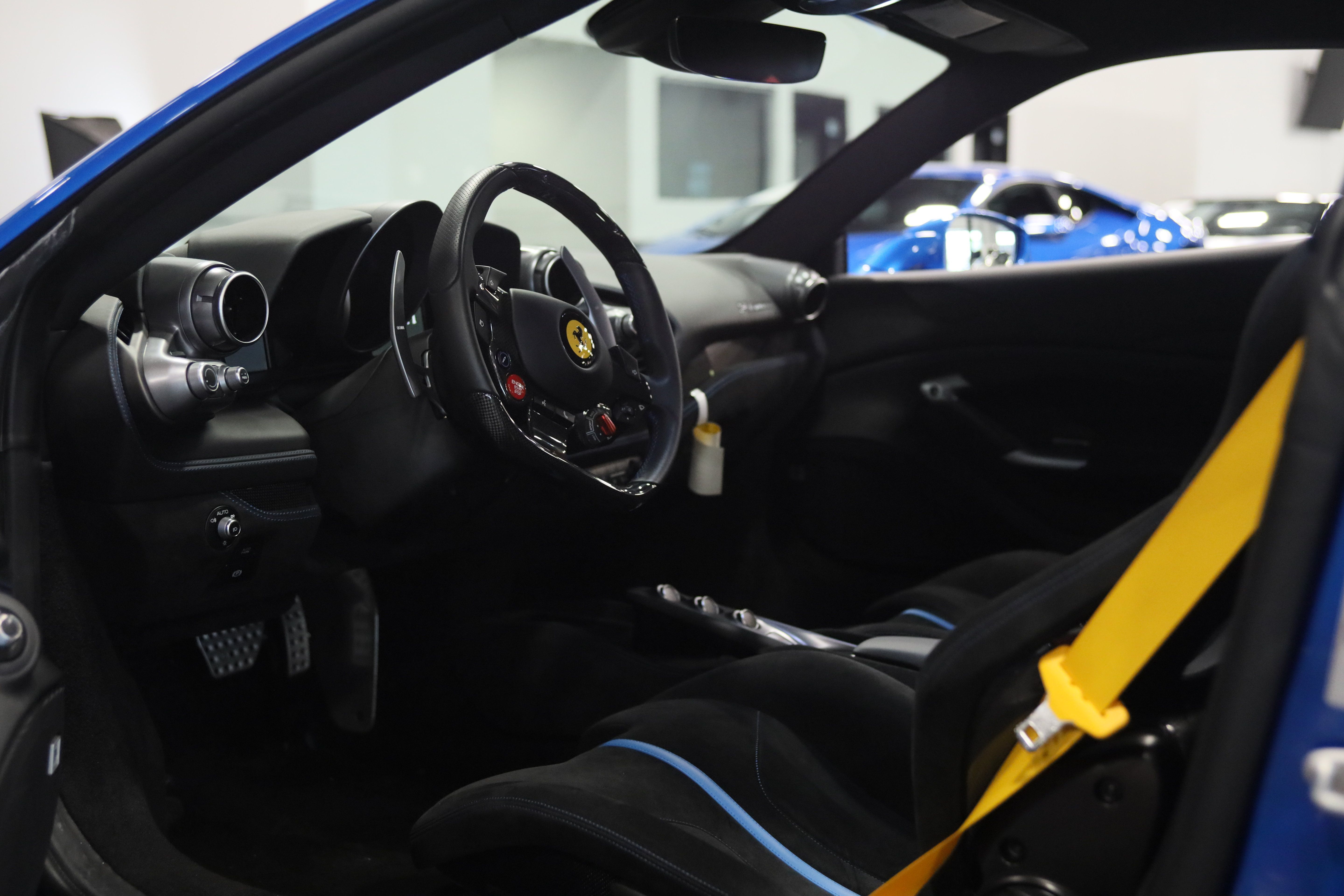 Used 2022 Ferrari F8 Tributo RWD image 15