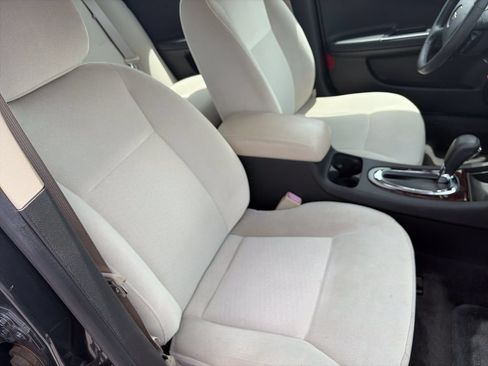 Used 2013 Chevrolet Impala LT w/ LT Sunroof Package FWD image 30