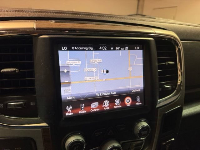 Used 2015 RAM 2500 Laramie w/ Convenience Group AWD/4WD image 18