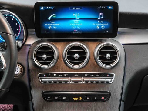 Certified 2022 Mercedes-Benz GLC 300 4MATIC image 16