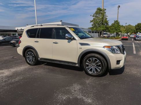 Used 2018 Nissan Armada SL w/ Moonroof Package RWD image 12