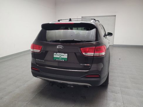 Used 2016 Kia Sorento EX w/ EX Premium Package AWD/4WD image 7