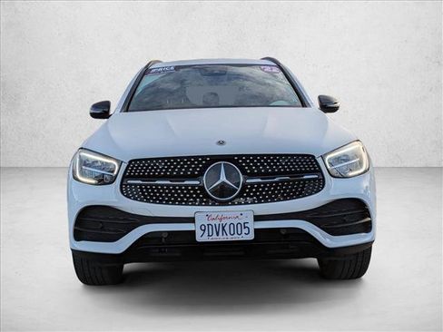 Certified 2022 Mercedes-Benz GLC 300 4MATIC image 2