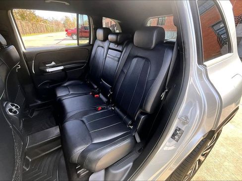 Used 2022 Mercedes-Benz GLB 250 GLB 250 w/ Premium Package Lite image 34