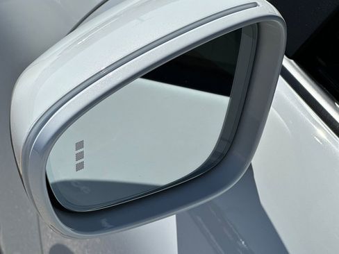 Certified 2022 Porsche 911 Carrera RWD image 40