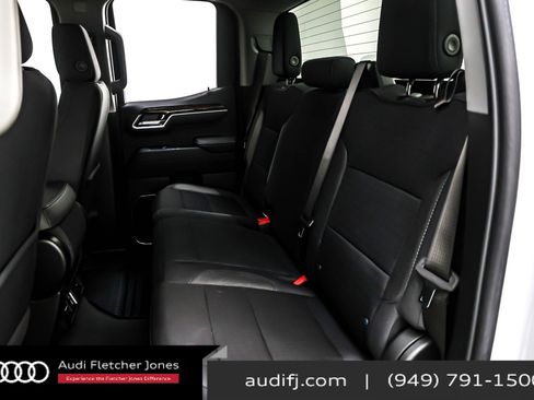 Used 2024 GMC Sierra 1500 Elevation image 7