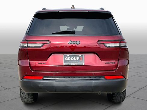 Used 2023 Jeep Grand Cherokee L Limited w/ Black Appearance Package AWD/4WD image 5